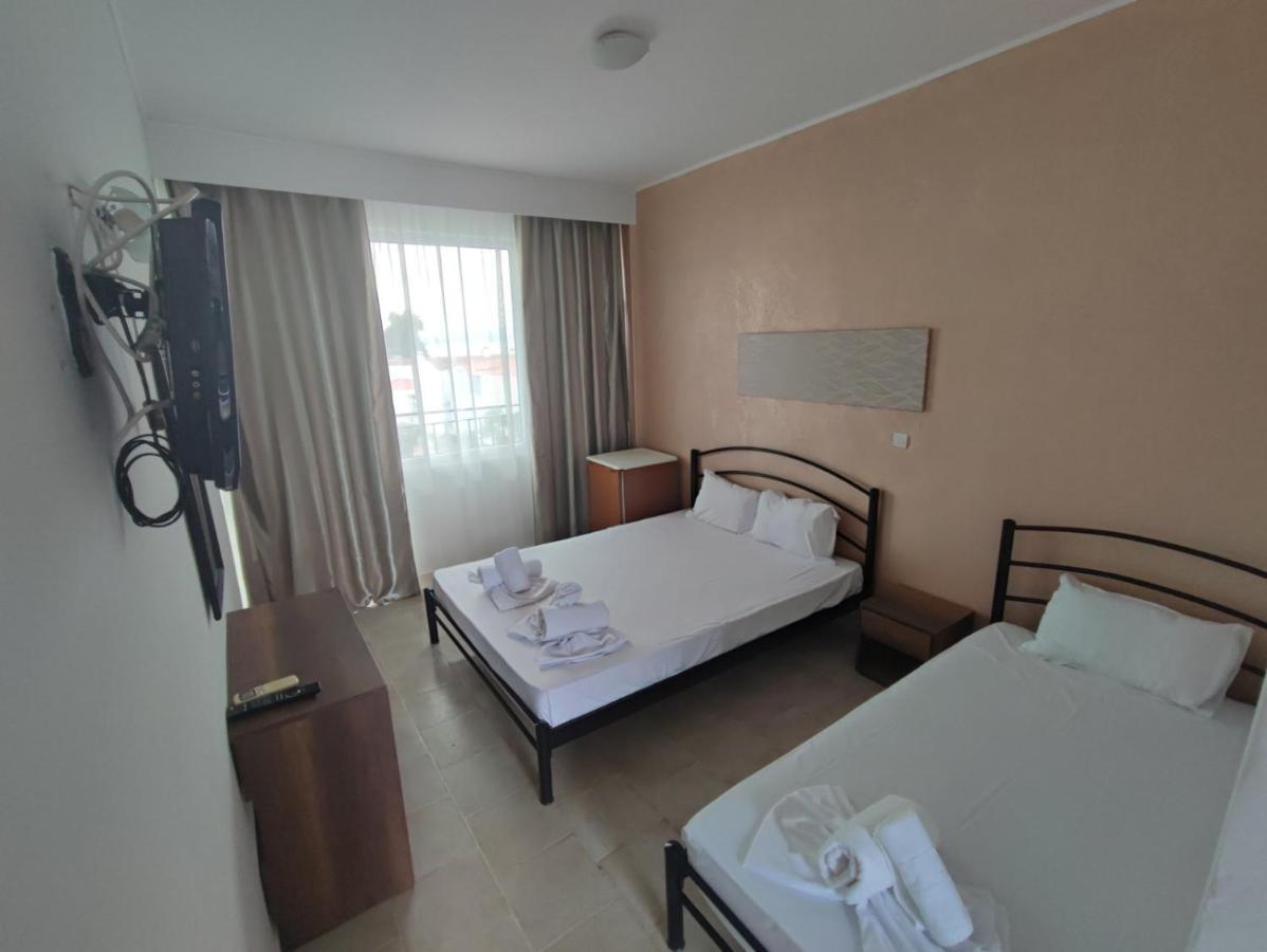 Golden Beach Hotel 美塔摩尔弗斯 外观 照片