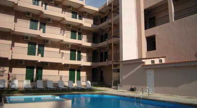 Golden Beach Hotel 美塔摩尔弗斯 外观 照片